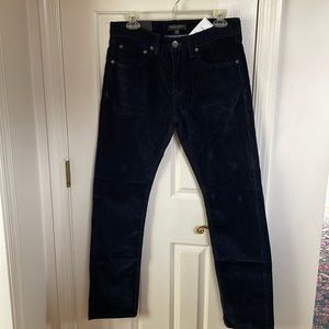 NWT Banana Republic mens corduroy pants; Navy blue, size 30x30 slim fit. Sharp!